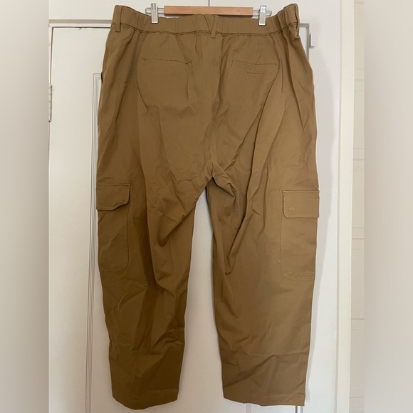 Universal Standard Karlee stretch cotton twill cargo pants, vintage khaki L/22 - Picture 9 of 9